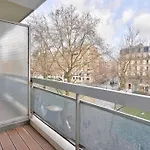 Le Designer - Pres Du Canal Saint-Martin - 271B